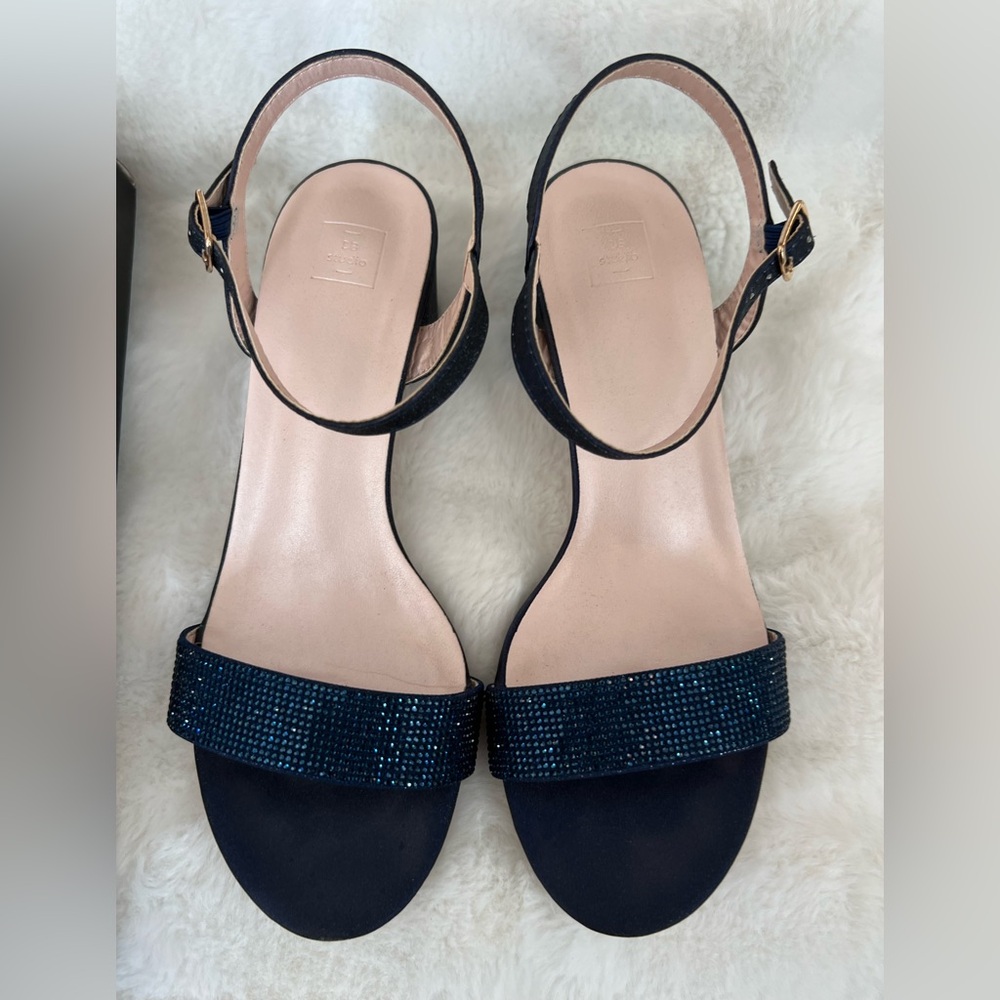 Navy dress shoes